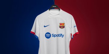 Barça camiseta blanca / Foto: FC Barcelona