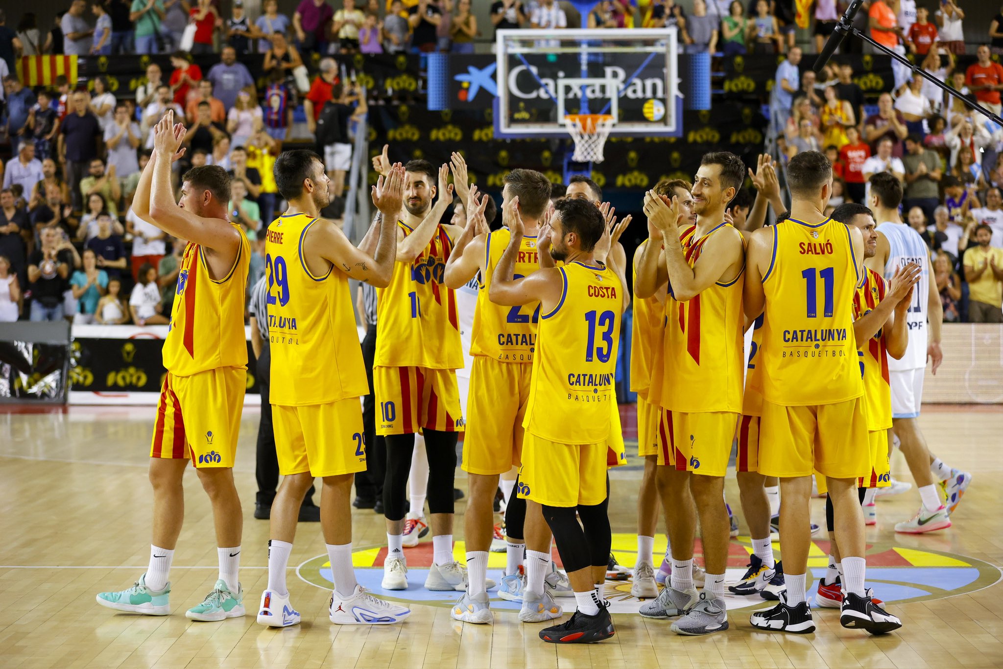 La selección catalana se reivindica contra Argentina en un retorno histórico (88-94)