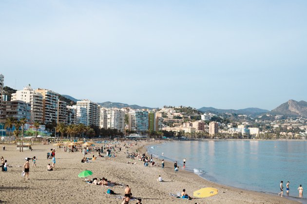 Málaga playa / yuliya matuzava - unsplash