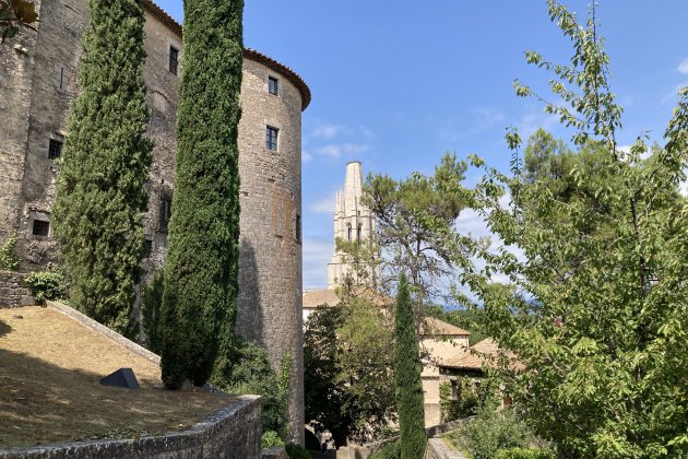 Side view of Girona Cathedral/Evy Lewis