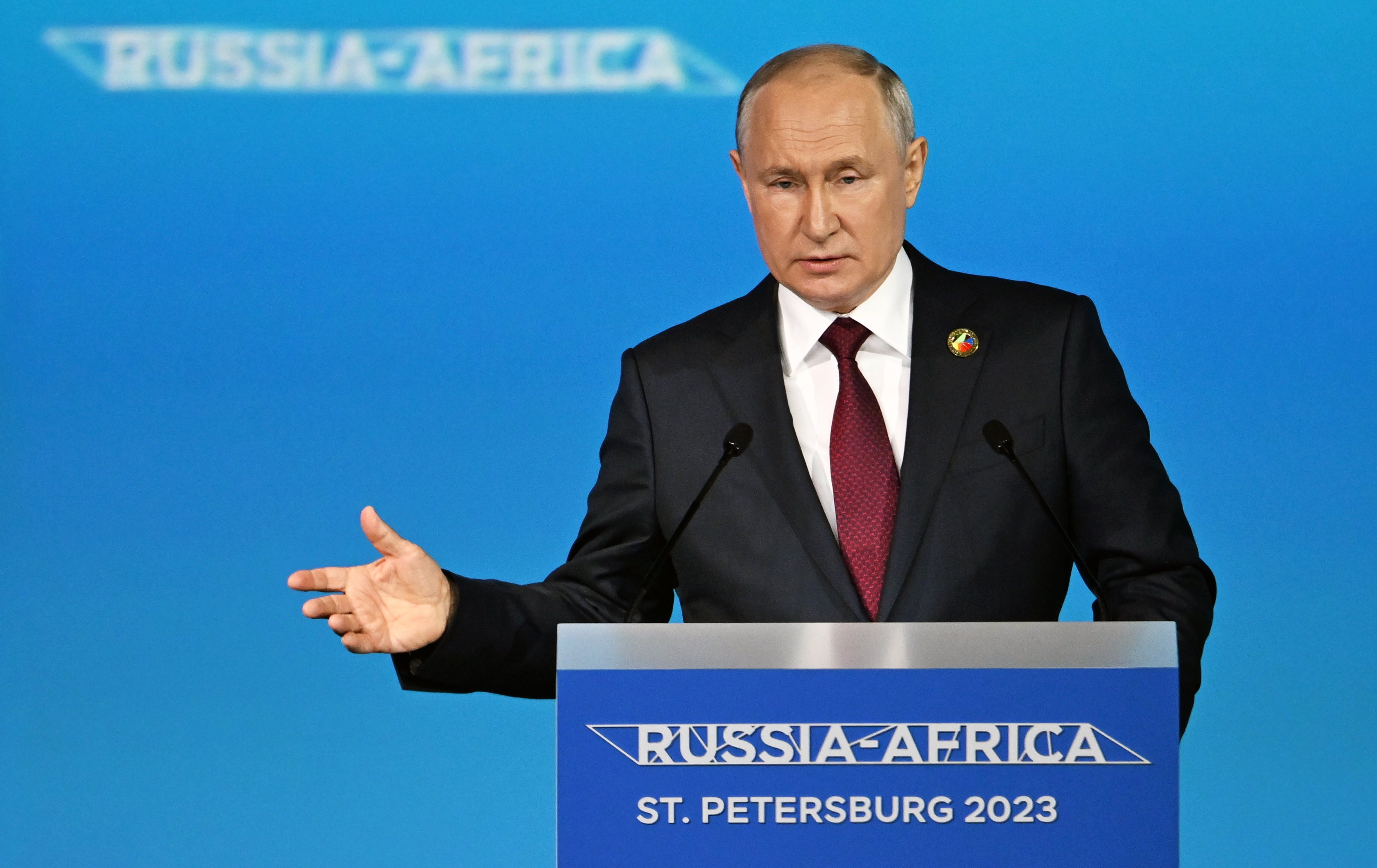 Putin intenta comprar los países africanos a cambio de grano: estas son las cifras
