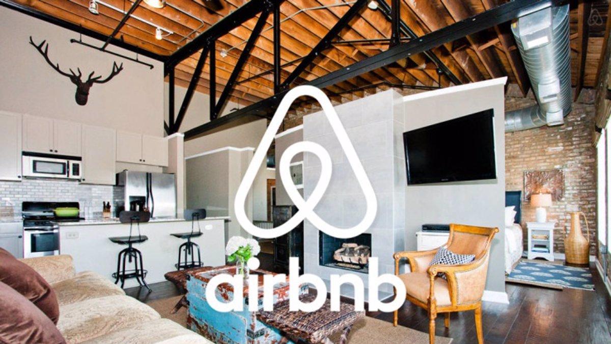 Airbnb también usa la tecnología para ofrecer mejores experiencias y detectar situaciones de riesgo