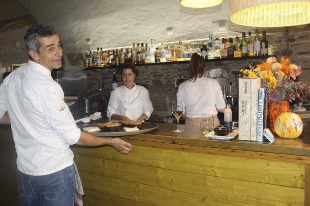 COMPARTIR RESTAURANT 18 (1) COMPARTIR RESTAURANT 18 (1)