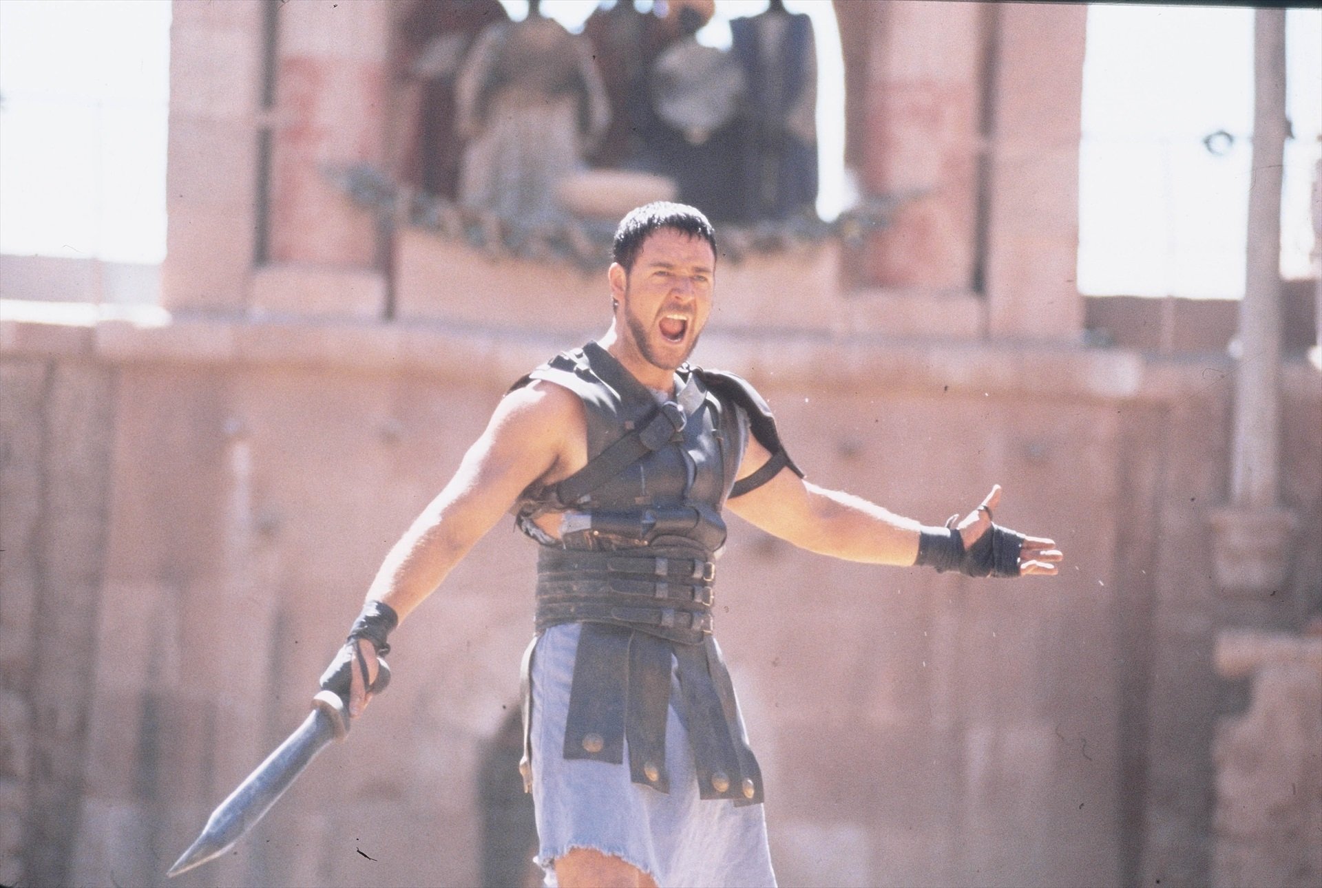 'Maximus Decimus Meridius' torna al Colosseu: Russell Crowe penja un vídeo en el nou ascensor