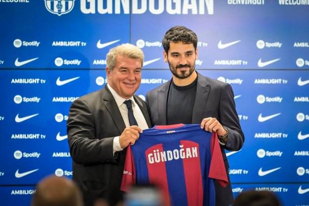 Joan Laporta presentació Ilkay Gündogan / Foto: Europa Press - Felipe Mondino