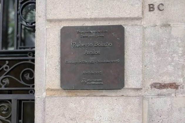 placa bolaño