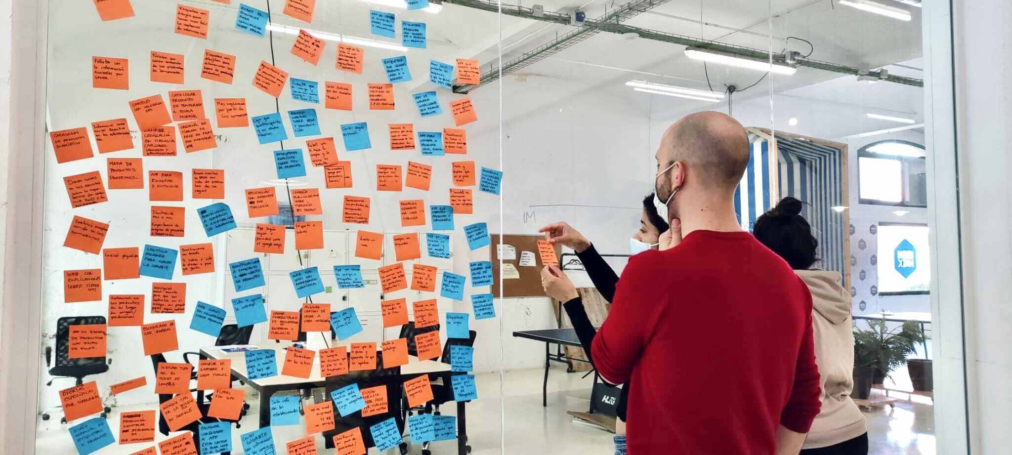 La formación específica en herramientas de IA generativa, a tu disposición
