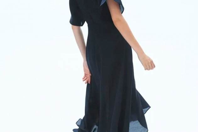 Vestit amb detall girado1