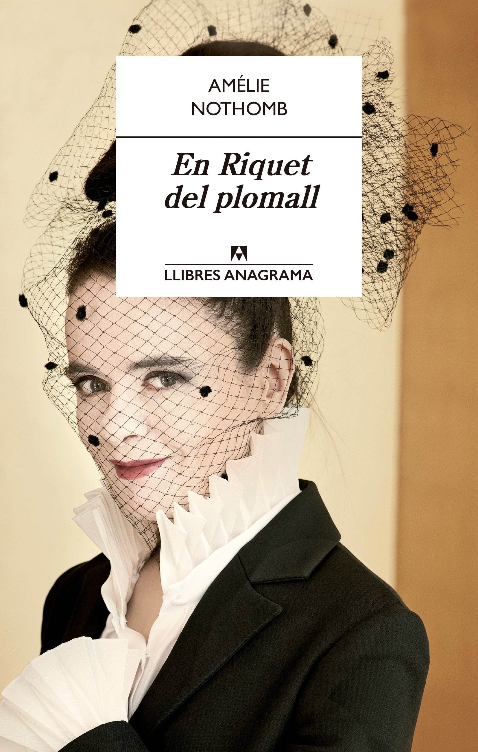 Amélie Nothomb: "Em sento als contes com a casa meva"