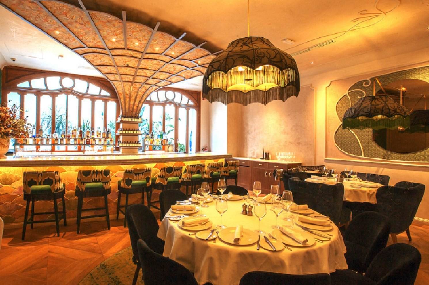 El nou restaurant de luxe del carrer d'Enric Granados que ha seduït Barcelona