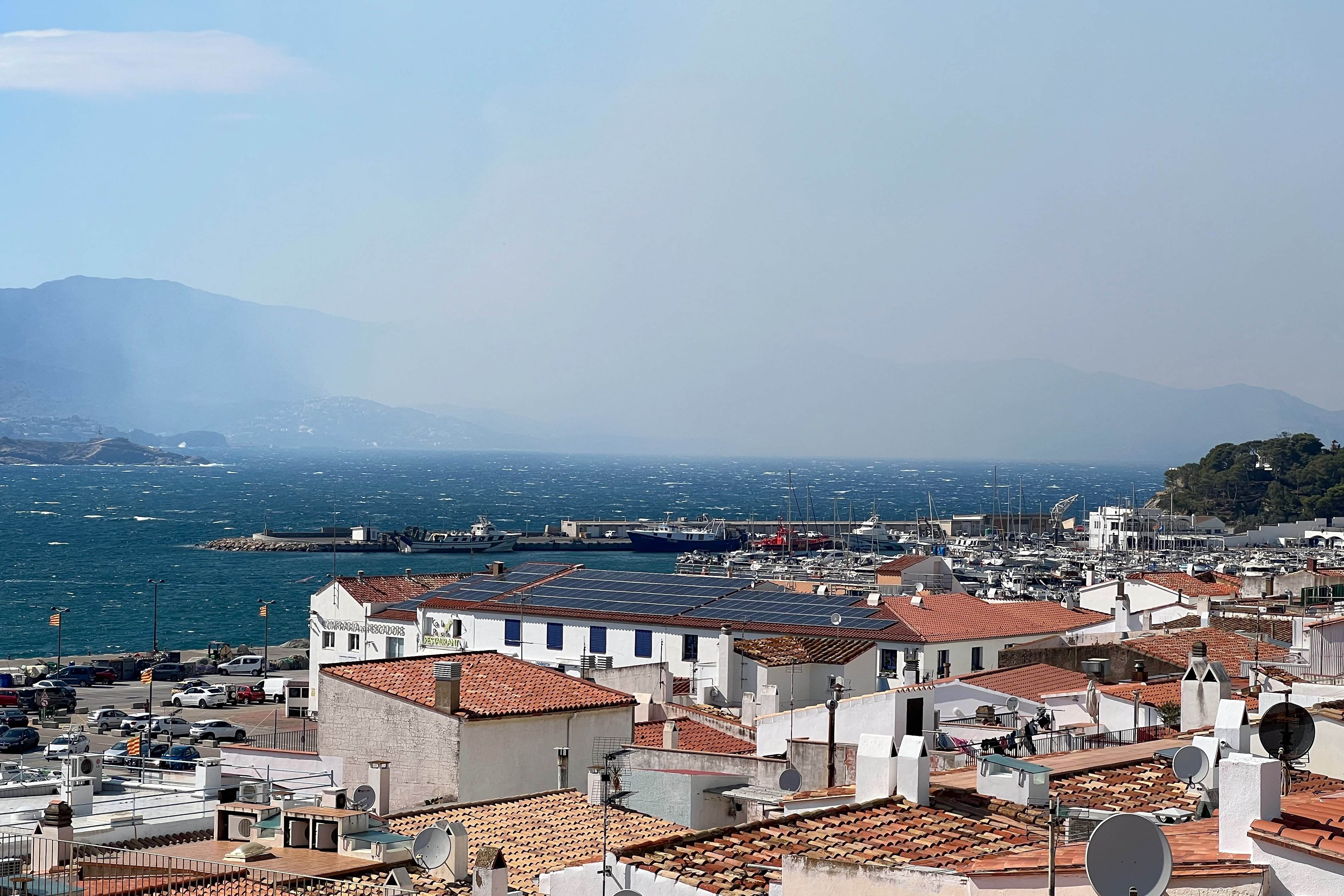 fum incendi portbou anna nogue acn fum incendi portbou anna nogue acn