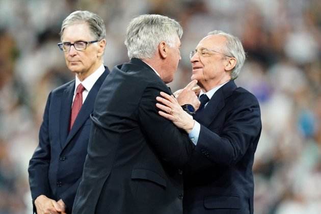 Florentino Pérez Carlo Ancelotti abrazo sonrisa Champions / Foto: Europa Press - Adam Davy Florentino Pérez Carlo Ancelotti abrazo sonrisa Champions / Foto: Europa Press - Adam Davy