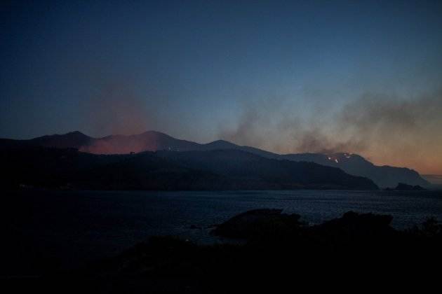EuropaPress 5368444 incendio forestal afecta municipios colera portbou girona cerca frontera (1) EuropaPress 5368444 incendio forestal afecta municipios colera portbou girona cerca frontera (1)