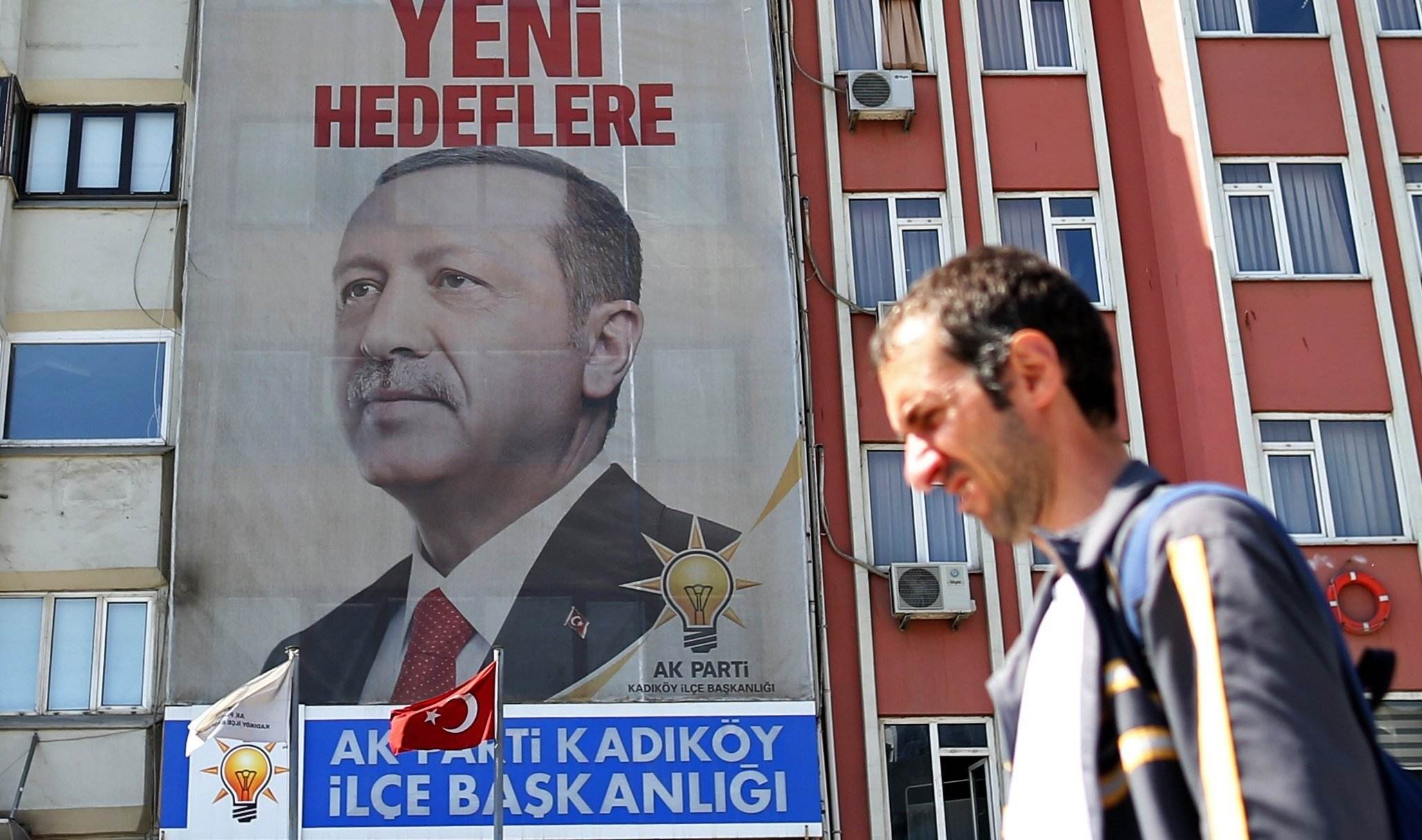 Erdogan aconsegueix avançar les eleccions turques al 24 de juny