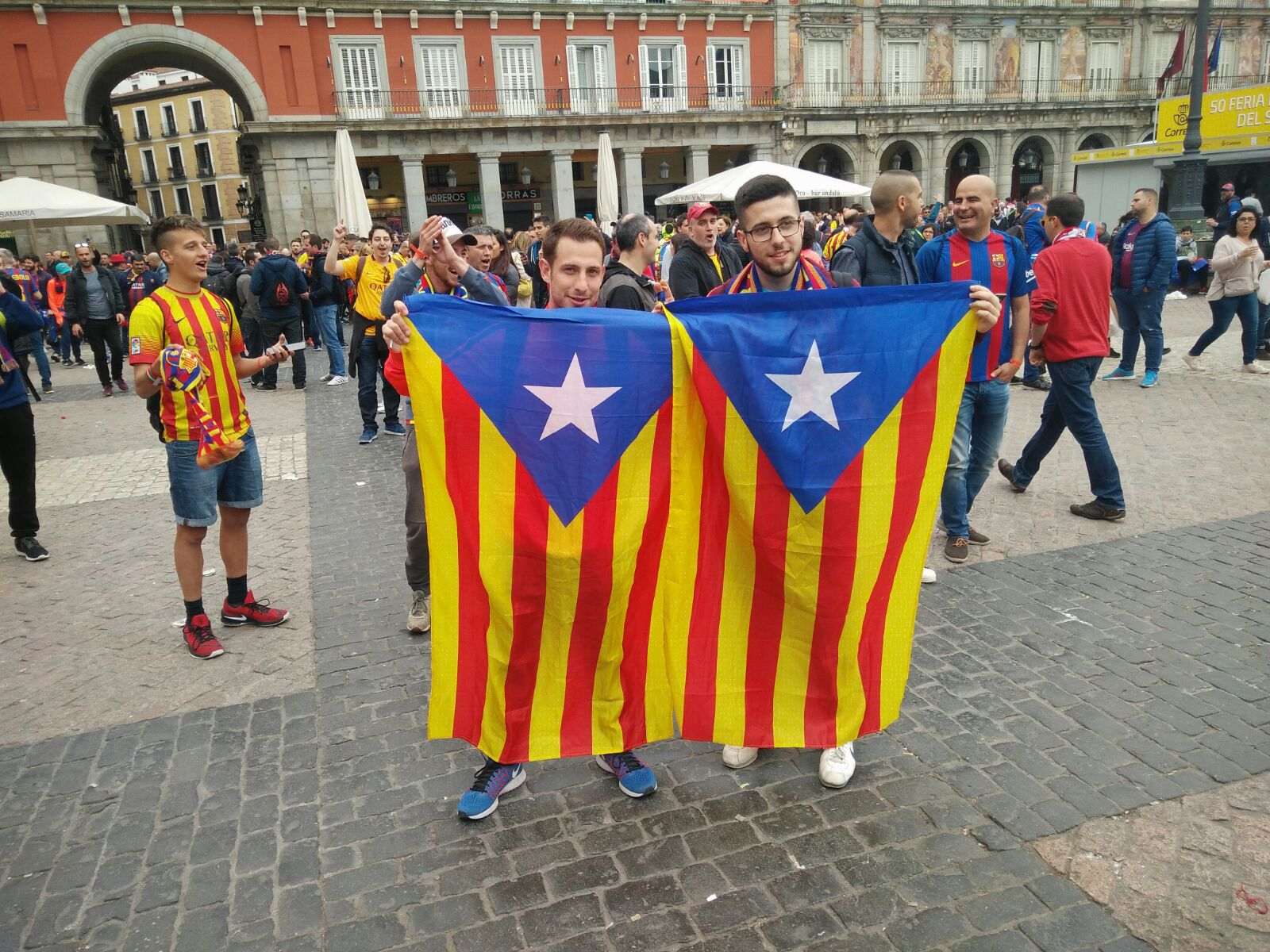 Requisen una estelada al centre de Madrid abans de la Final de la Copa