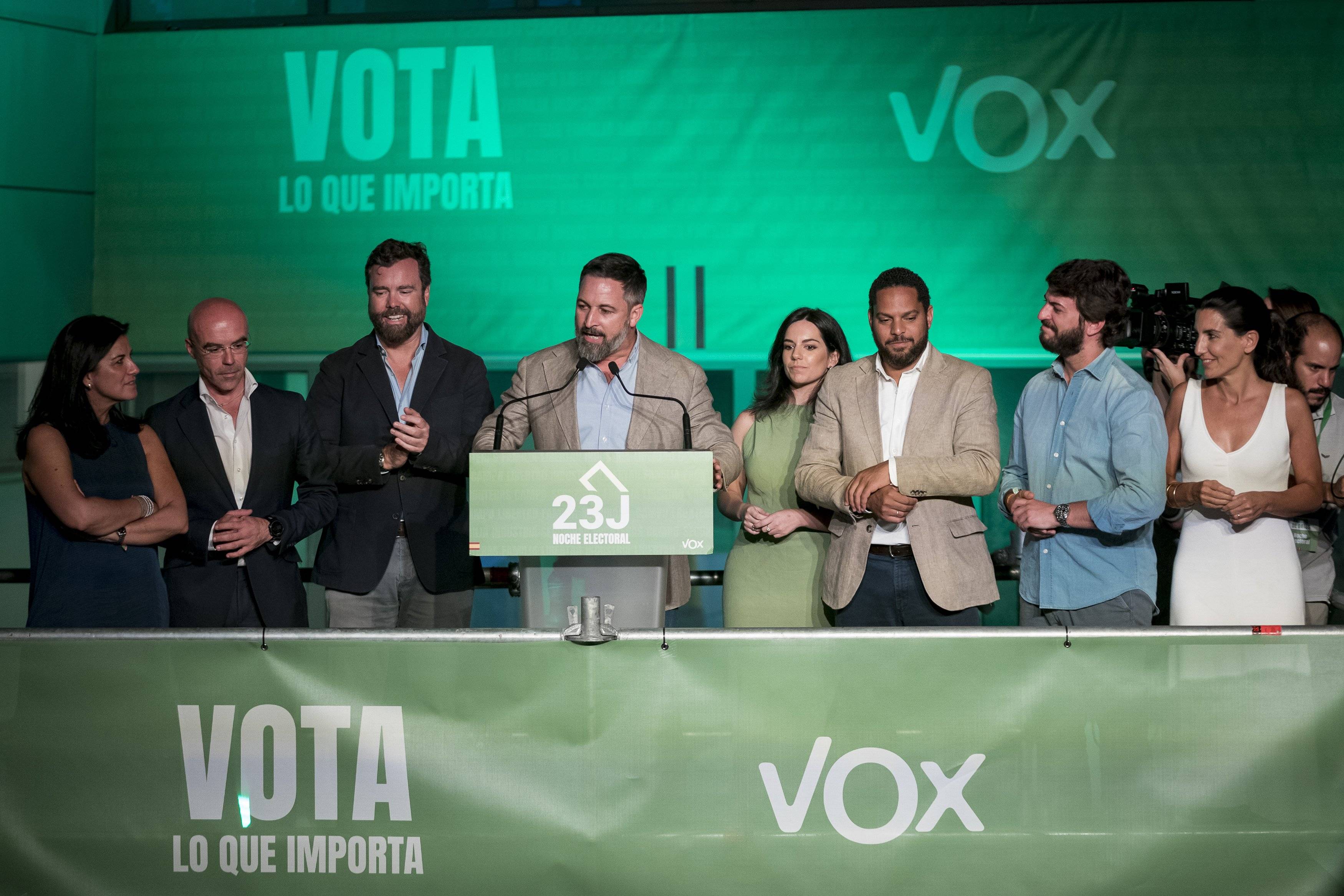 Crisis interna en Vox: críticas a la cúpula y cuestionamiento del liderazgo de Santiago Abascal