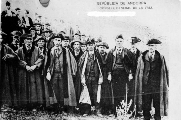 Andorra promulga la Nueva Reforma. Miembros del Consejo General circa 1900. Fuente Archivo Fotografic del Centro Excursionista de Catalunya
