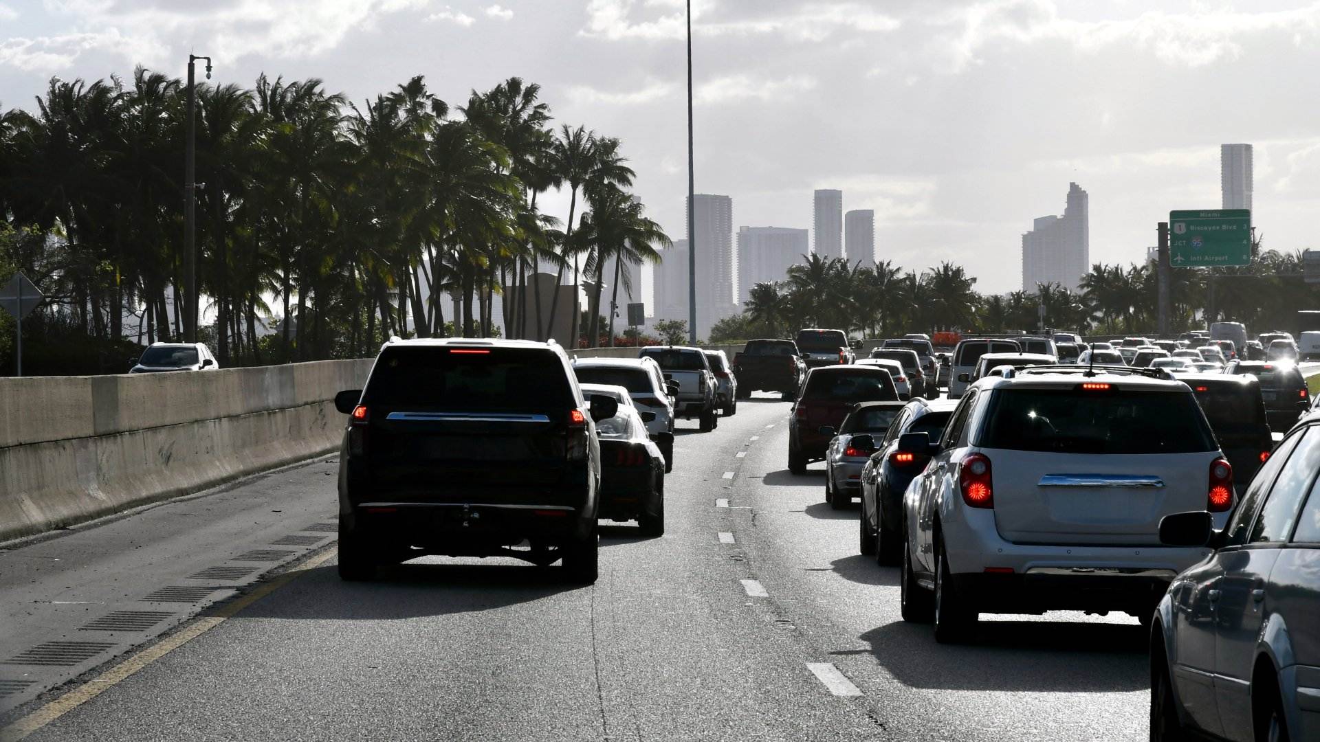 La DGT ho confirma: si portes el cotxe brut, et poden multar amb 200 euros