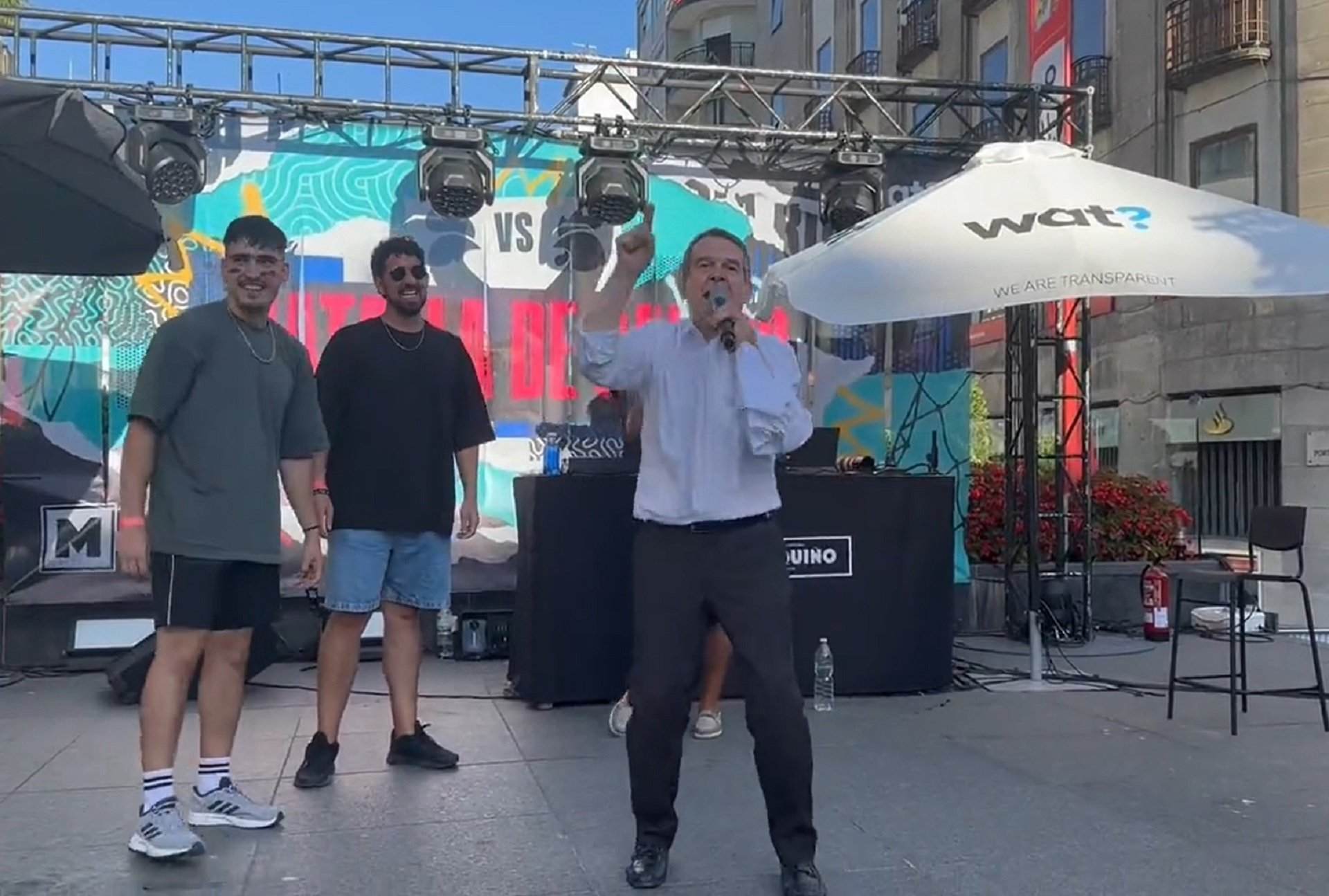 El último espectáculo de Abel Caballero, alcalde de Vigo: se lanza con un rap ante toda la ciudad