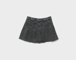 Falda de Stradivarius Falda de Stradivarius