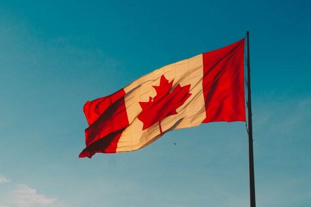 bandera canada unsplash bandera canada unsplash