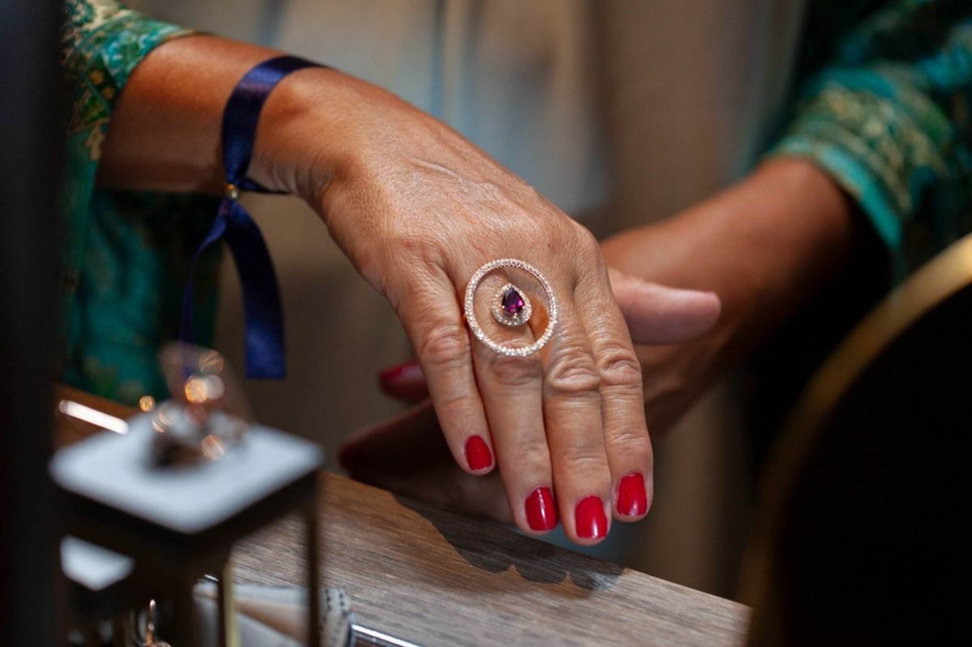 Joyería Gordillo crea una col·lecció inspirada en les llàgrimes de Sant Llorenç