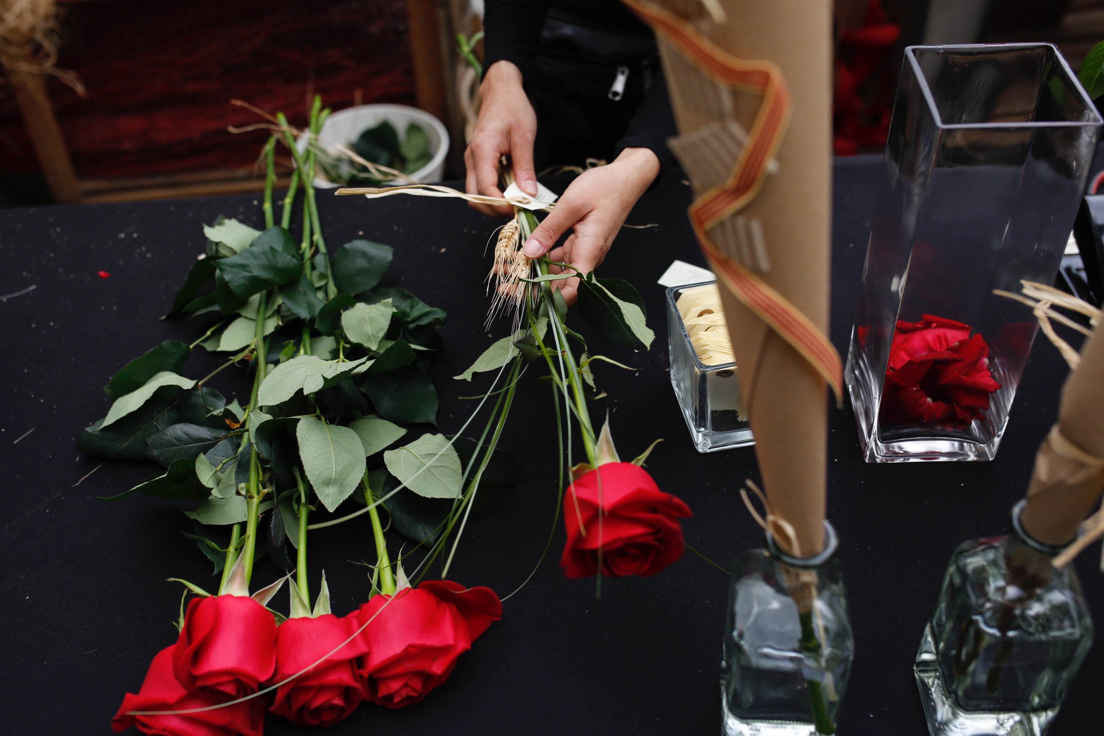 Sant Jordi recuperará la normalidad y se espera vender 6 millones de rosas