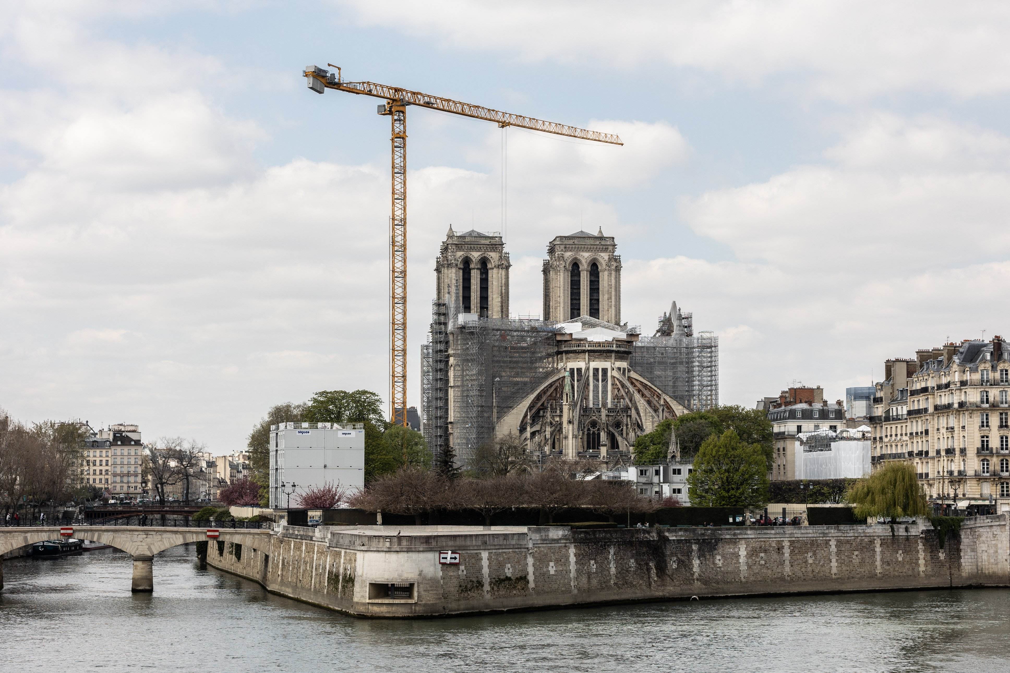 Muere el responsable de la reconstrucción de la catedral Notre Dame de París
