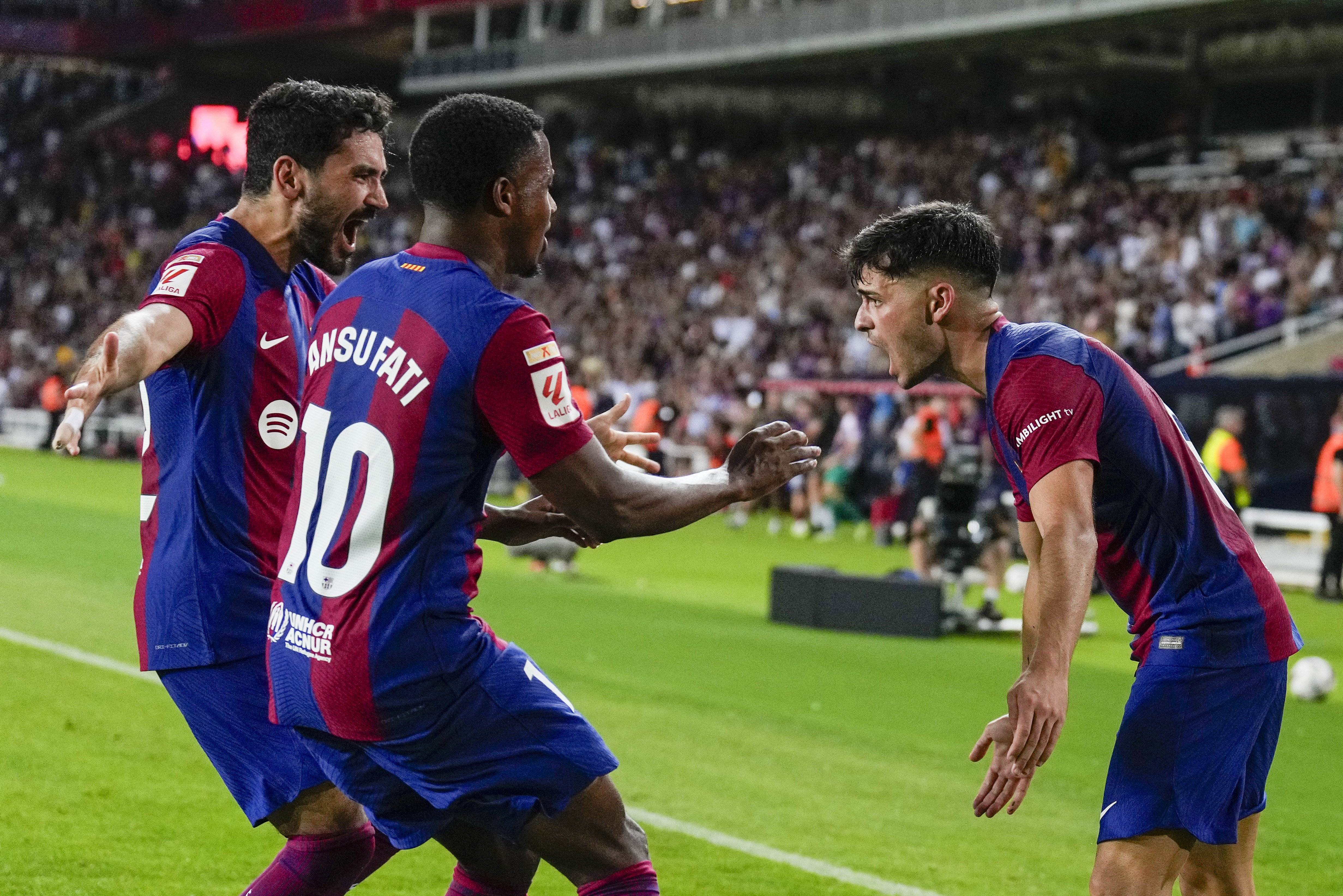 El Barça s'estrena al Lluís Companys amb una soferta victòria contra el Cadis (2-0)