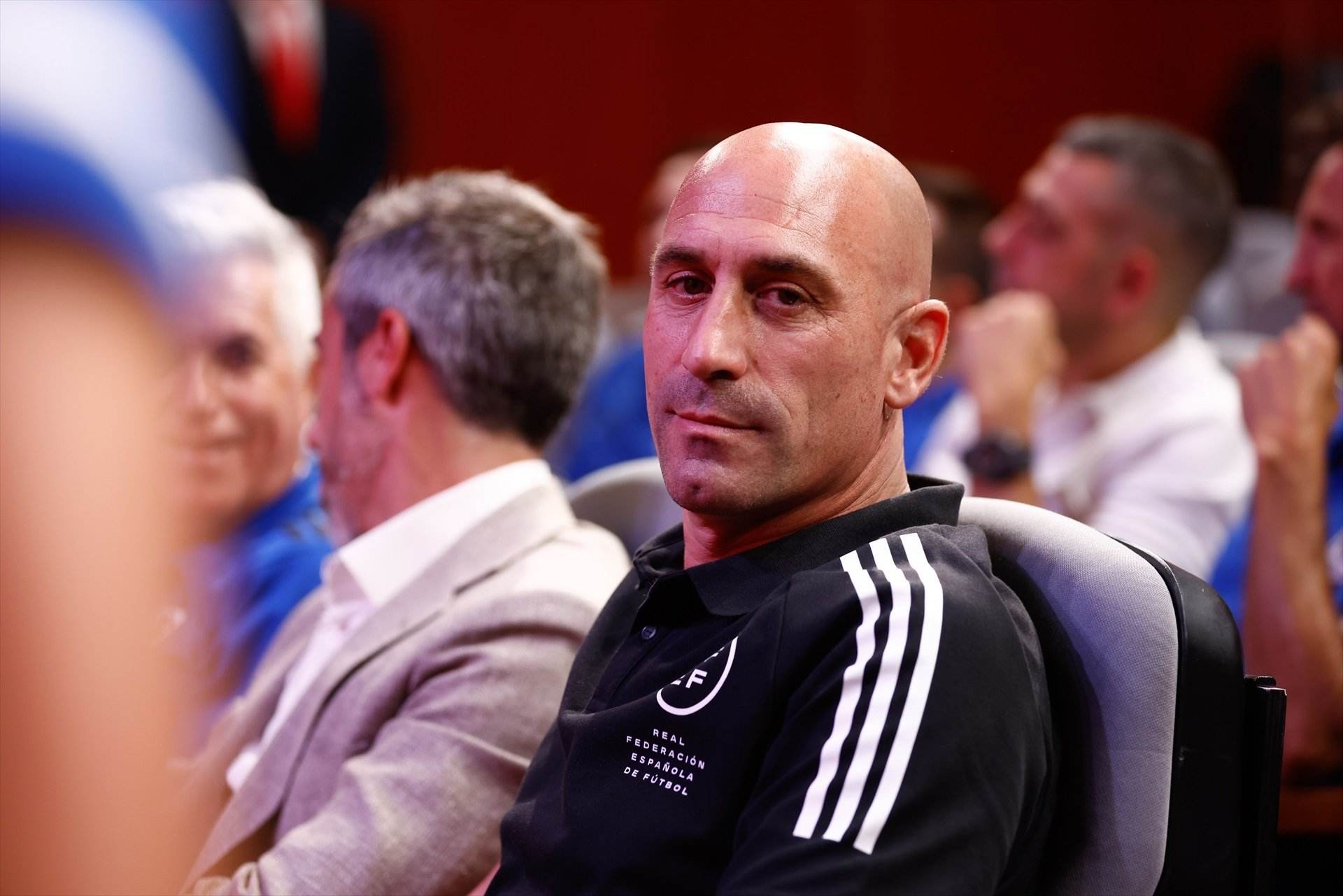 Luis Rubiales apologizes for kissing Jennifer Hermoso: "I probably made a mistake"
