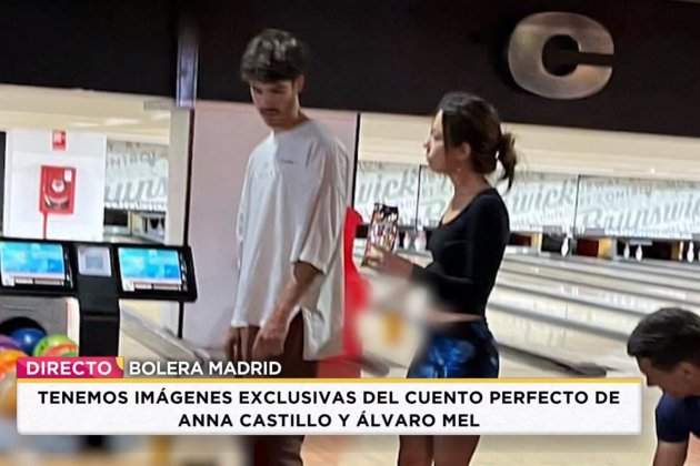 Anna Castillo y alvaro Mel bolera Telecinco Anna Castillo y alvaro Mel bolera Telecinco