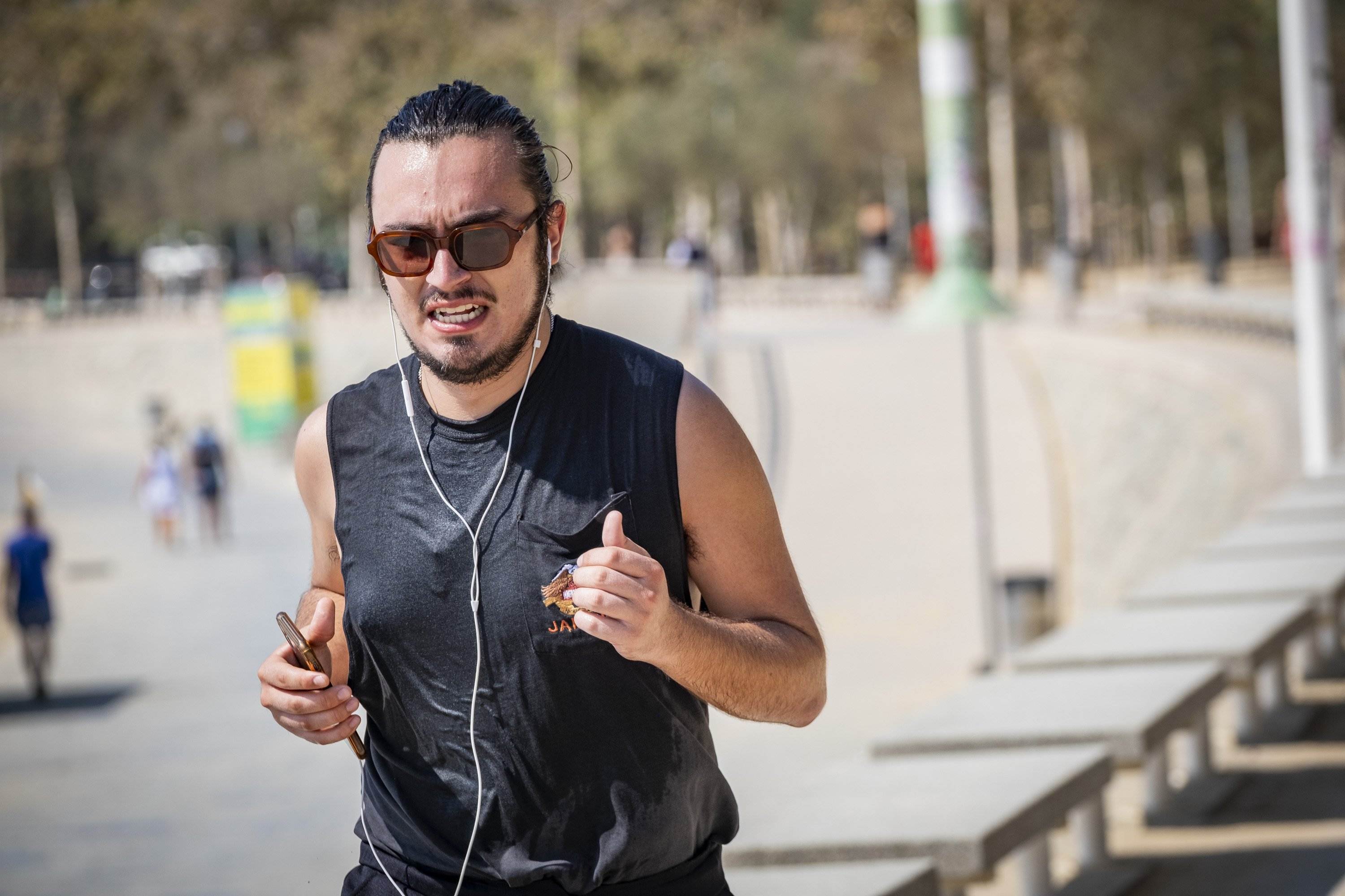 Recurs onada calor platges esport / Foto: Carlos Baglietto