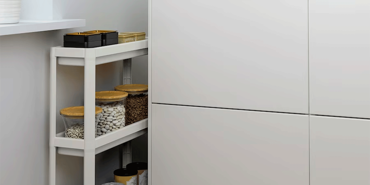 Ikea té la solució low cost per guanyar emmagatzematge en una cuina petita