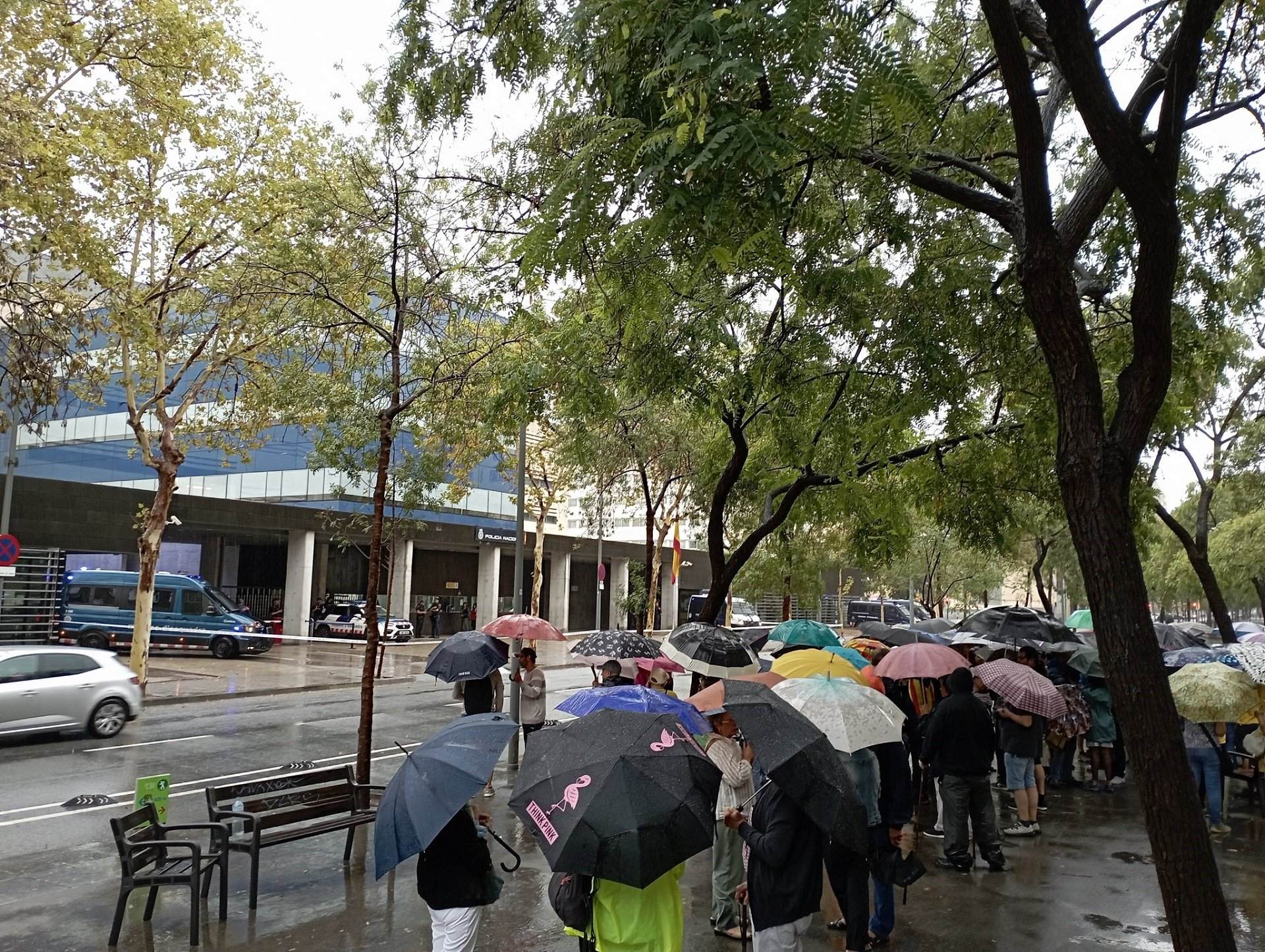 Protesta d'Alerta Solidària per reclamar la llibertat dels 4 independentistes detinguts pel boicot a La Vuelta