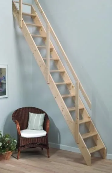 La escalera de Leroy Merlin que no lleva a ninguna parte, arrasa