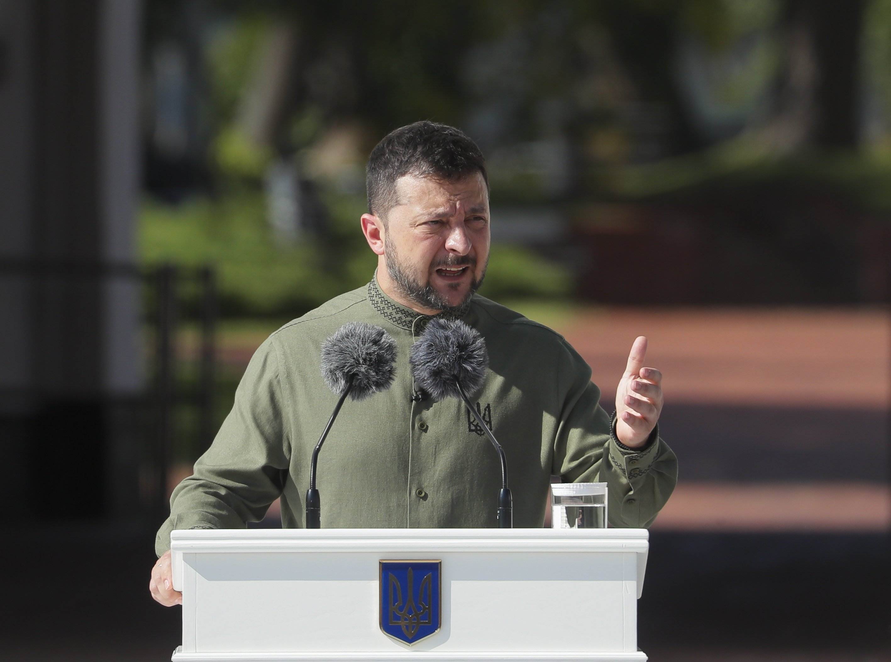 Zelenski espera recibir una invitación para entrar en la OTAN antes de que acabe la guerra