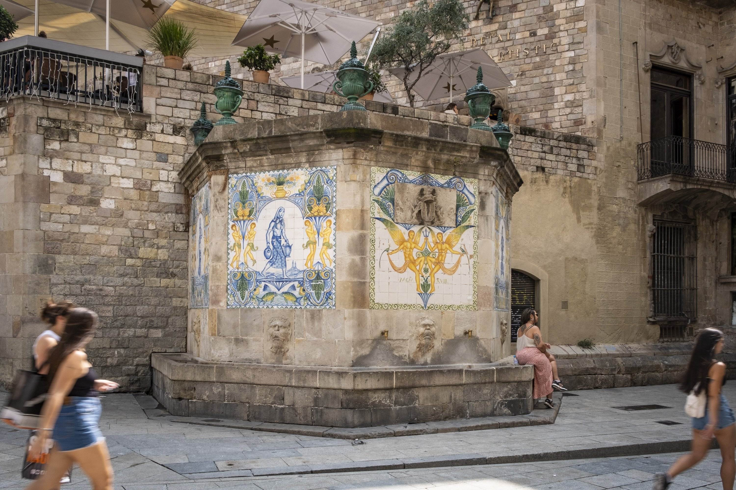 ‘El llibre de les Fonts’, el manuscrit que no podia sortir mai de l’Ajuntament de Barcelona