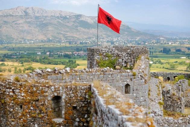 destinos baratos europa   albania