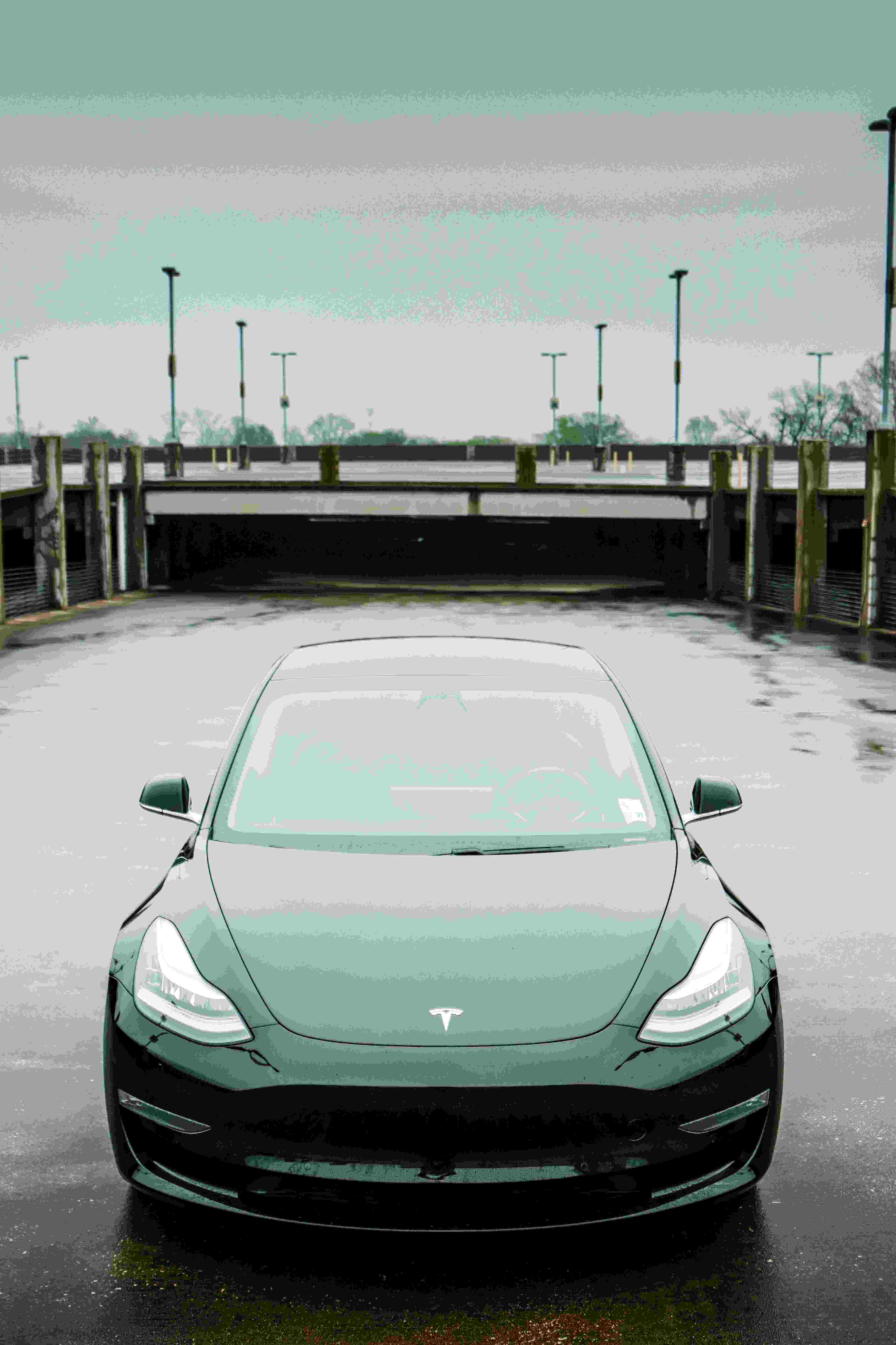 Tesla. Unsplash