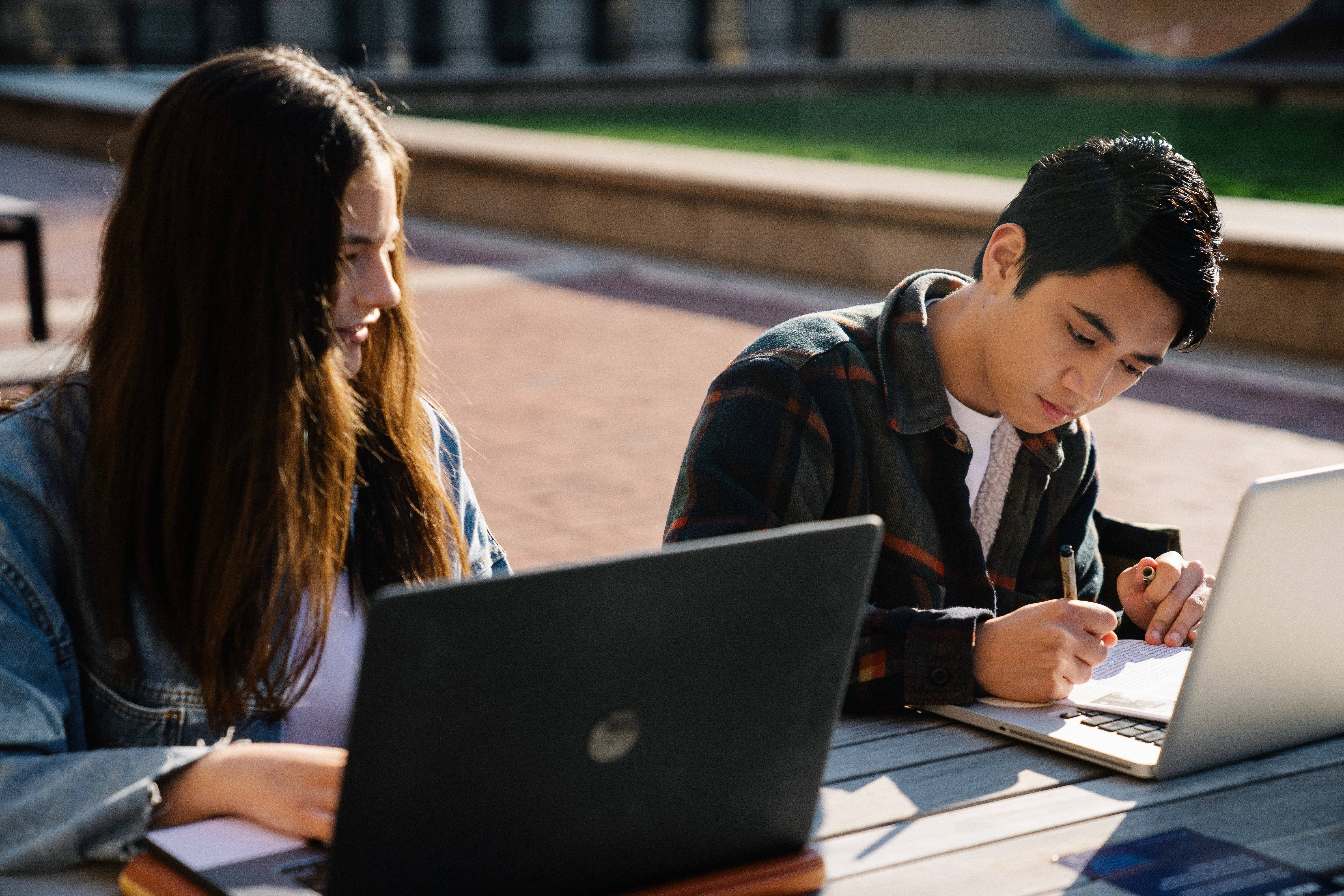 Los 5 mejores Chromebooks para estudiantes en este curso 2023