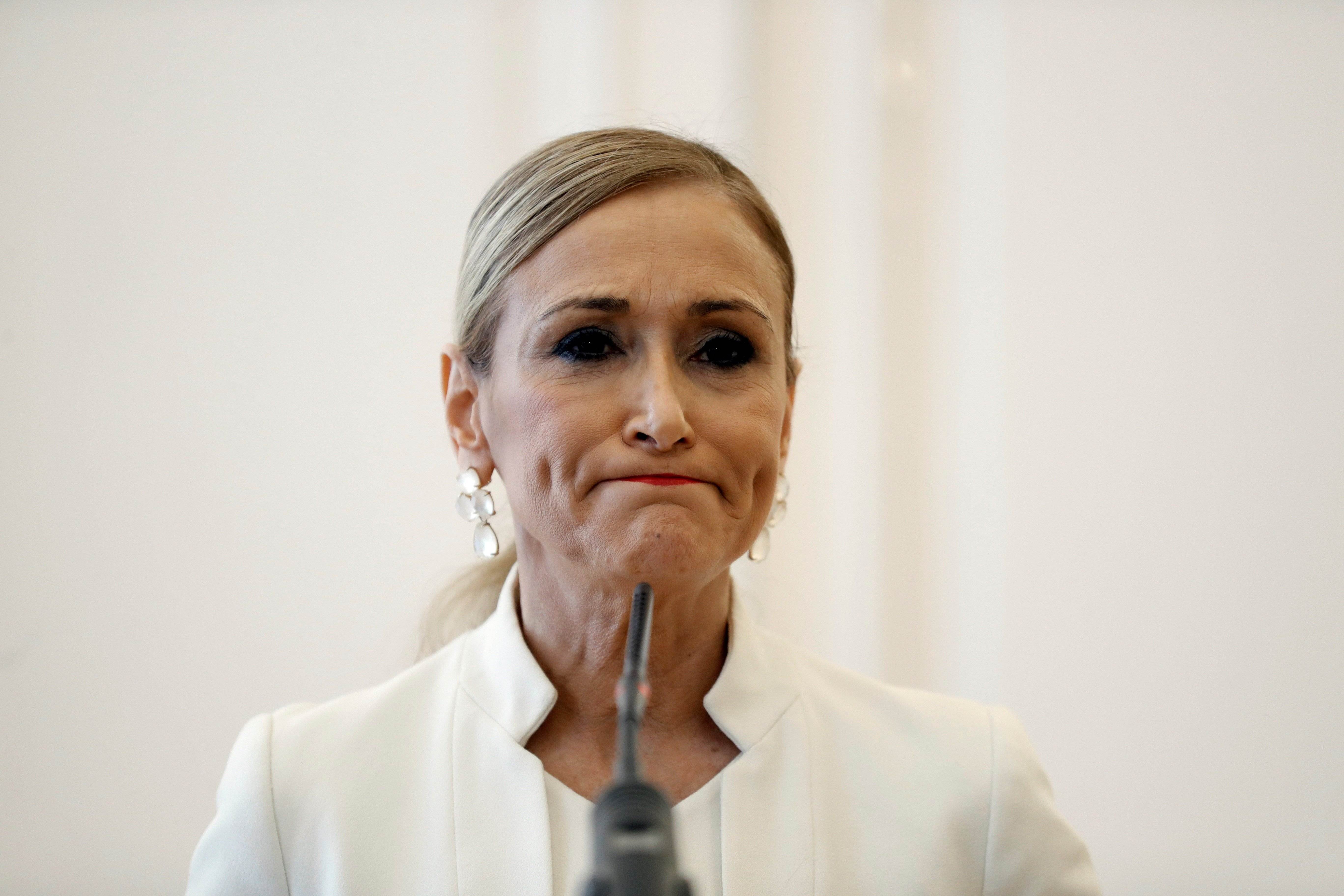 La fiscalía pide 3 años de cárcel a Cifuentes por falsificar el máster