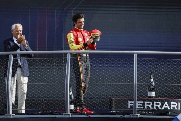 Carlos Sainz celebrant el podi en Monza / Foto: Europa Press