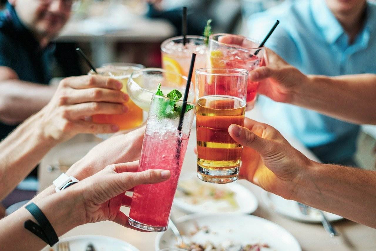 drinks 2578446 1280 drinks 2578446 1280