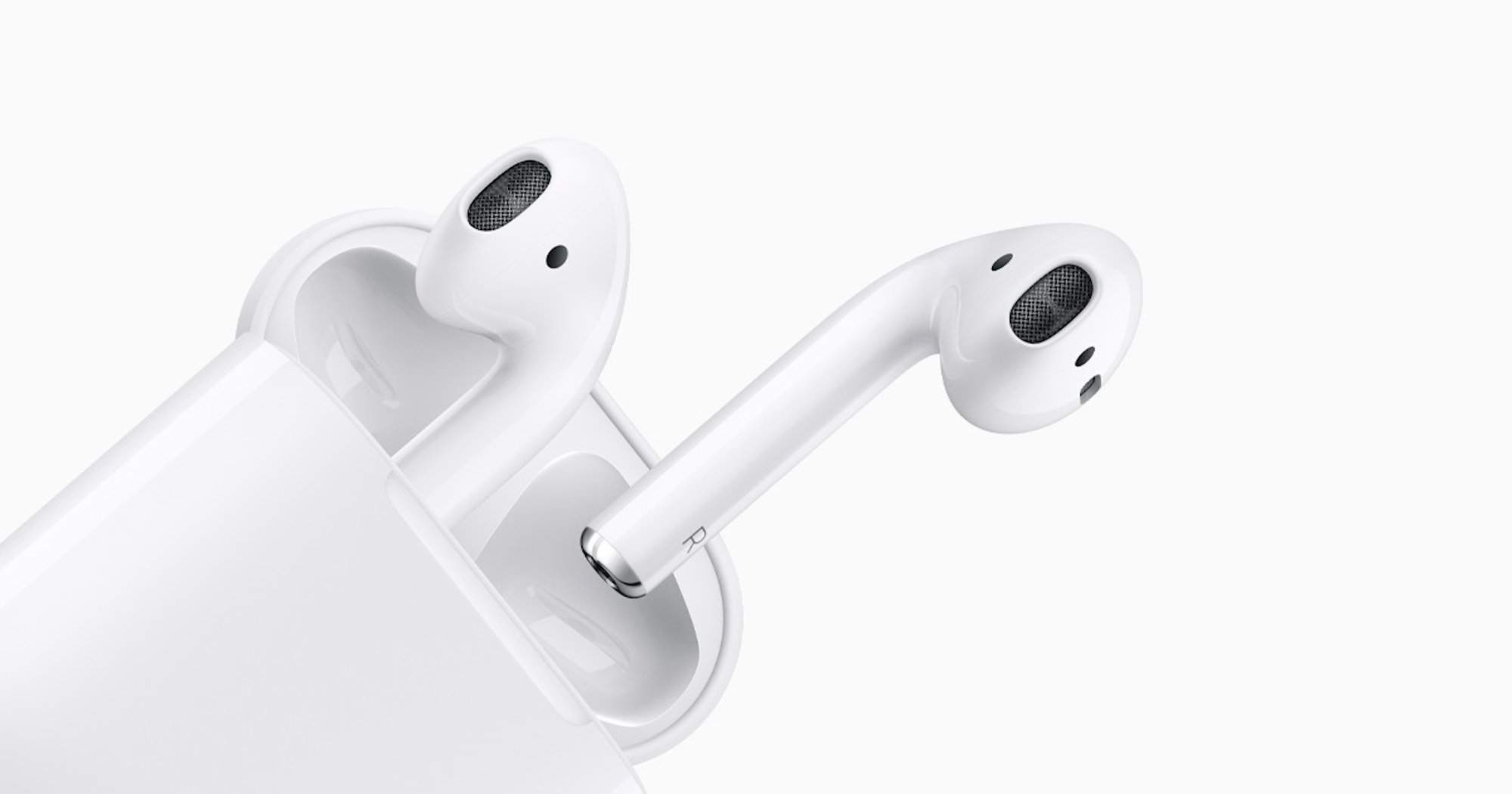 Llega el iPhone 15 y cae el precio de los AirPods de 2a generación