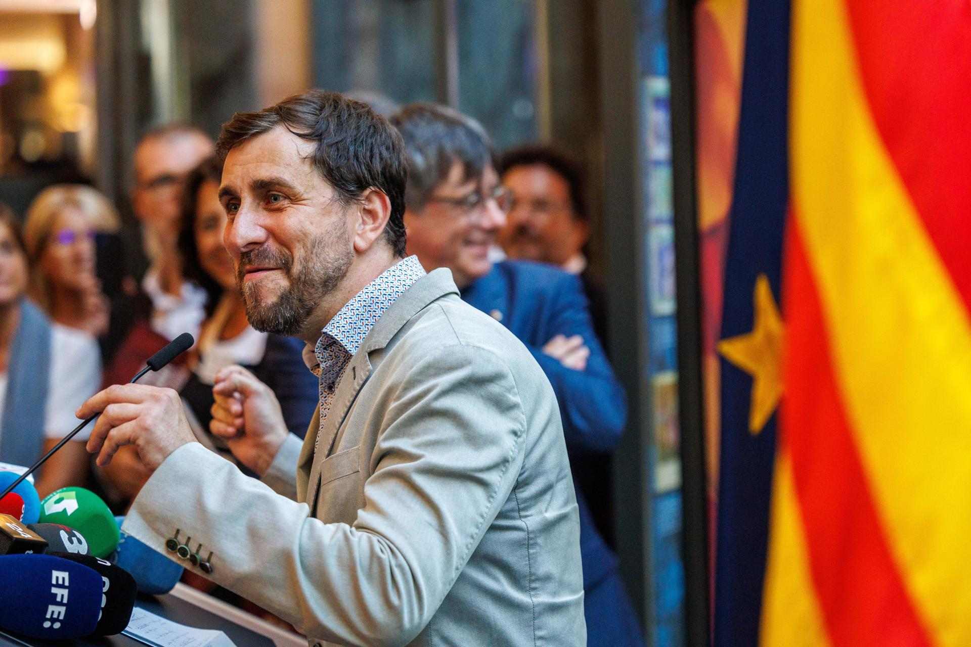 Repaso de Toni Comín a Felipe González: "España entró en la UE, pero él se quedó fuera"