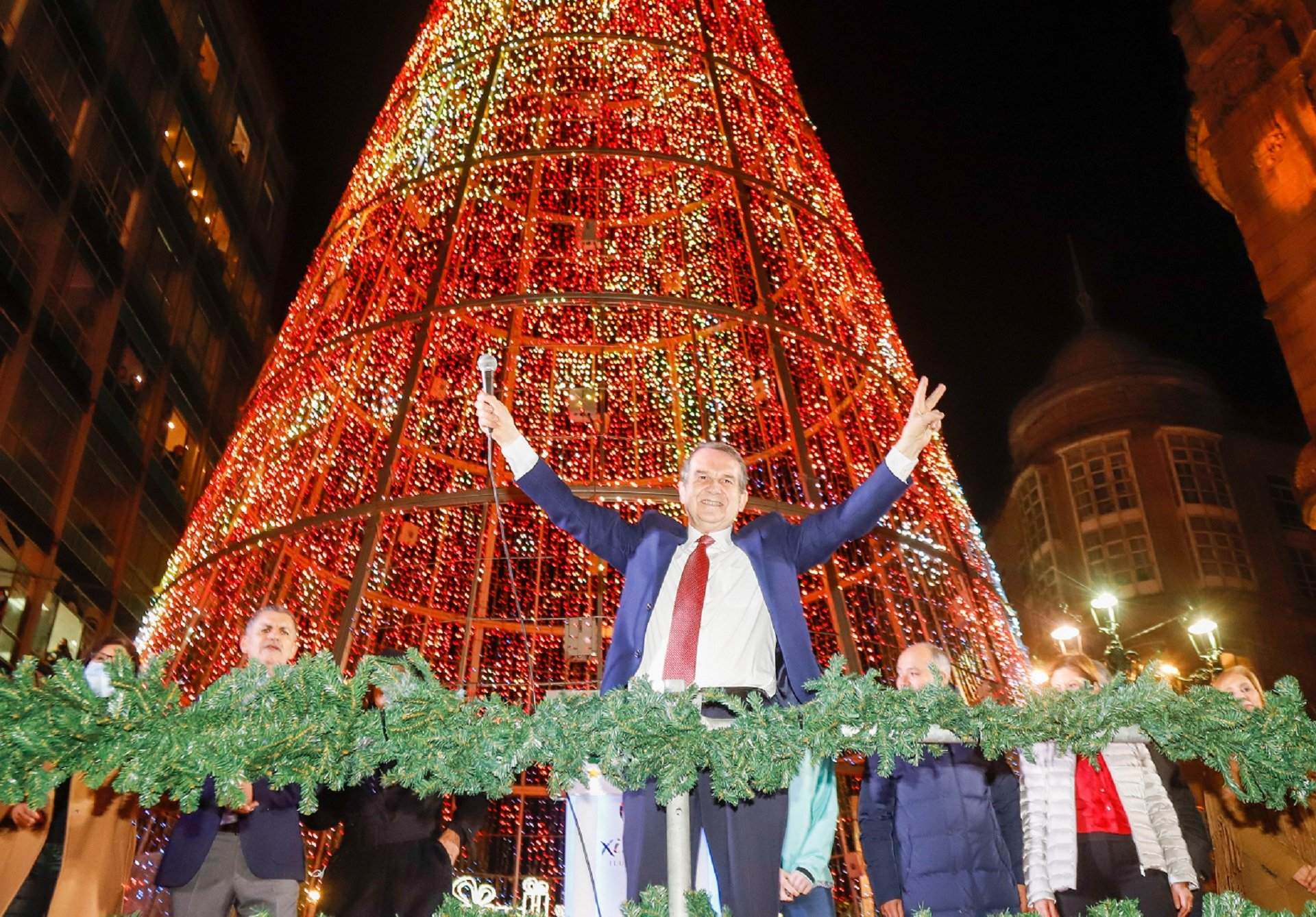 Abel Caballero responde al reto de Albiol por las luces de Navidad: "Vigo solo compite con Nueva York"