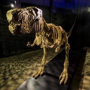Tyrannosaurus rex de LEGO, de Nathan Sawaya Tyrannosaurus rex de LEGO, de Nathan Sawaya