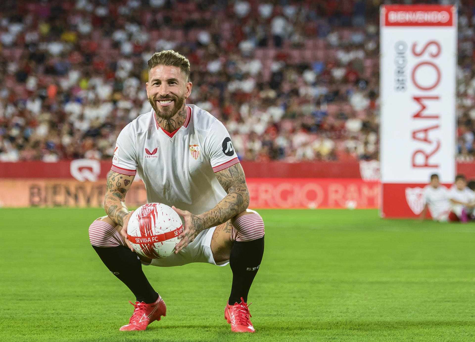 Sergio Ramos fa neteja al vestidor del Sevilla, 1 nom, el primer a caure