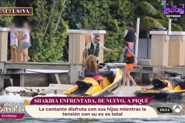 Shakira atropella la noia de taronja, Antena 3