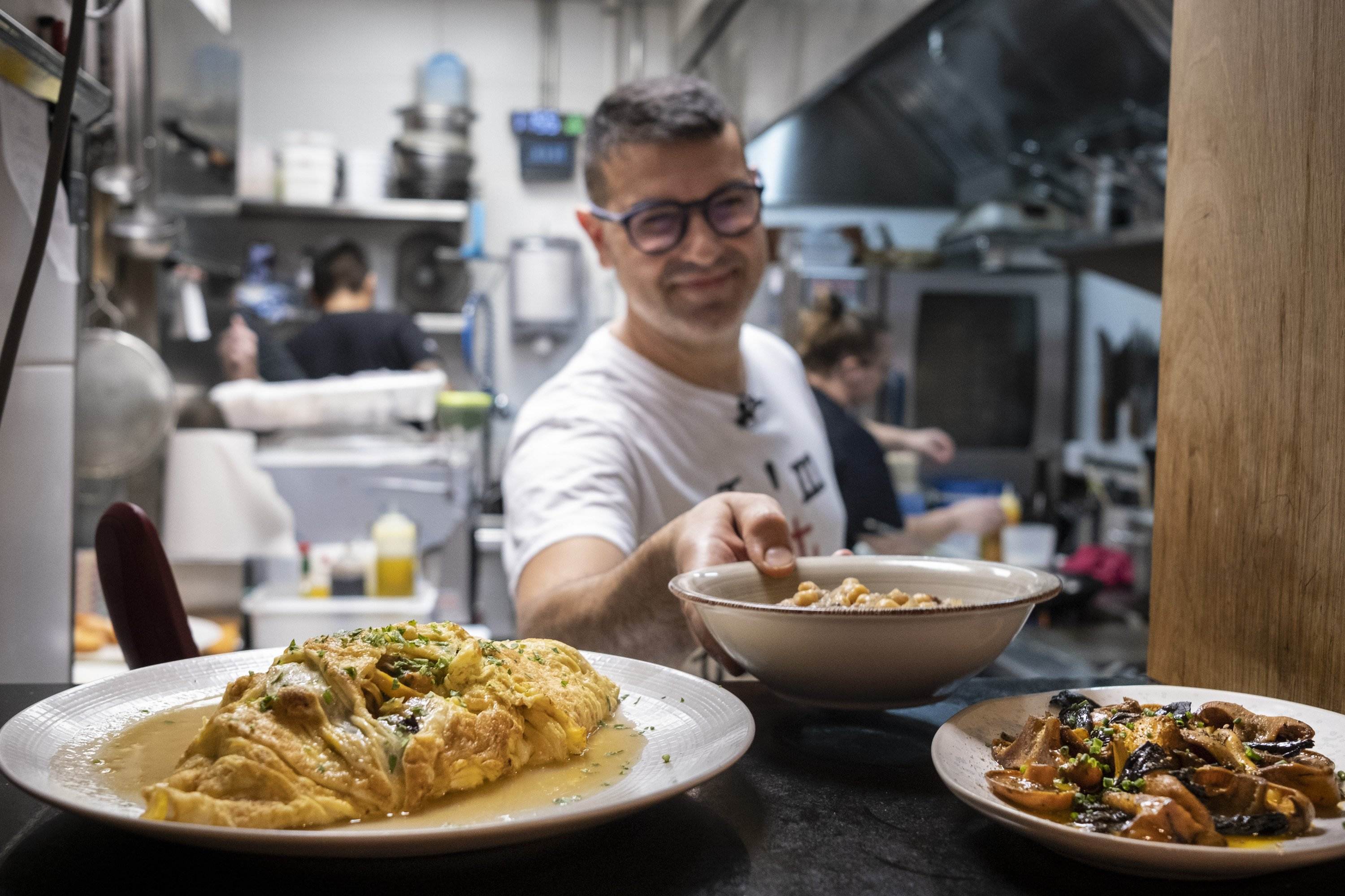 Granja Elena, la deliciosa cocina de toda la vida que muy pronto cumplirá 50 años